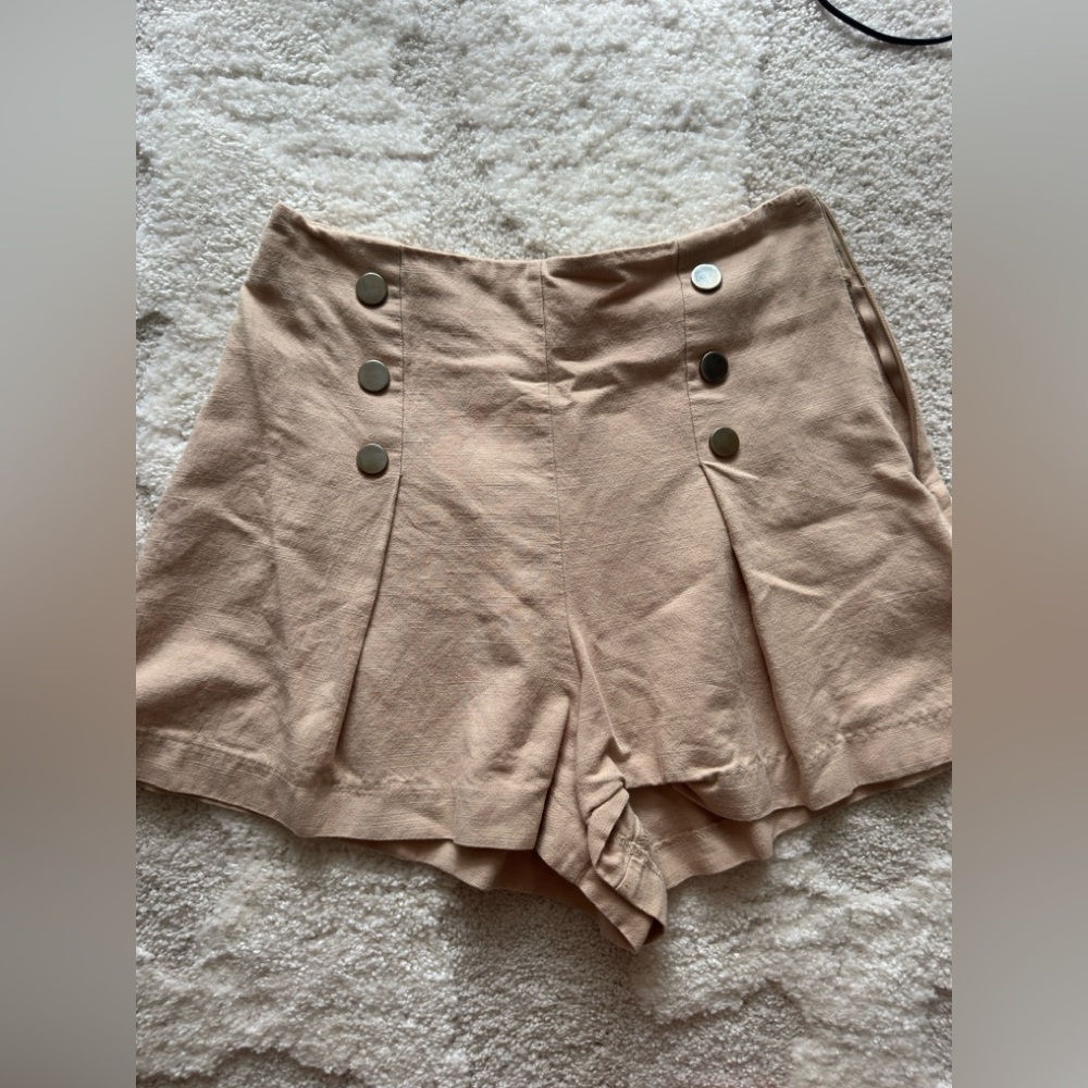 Stylish Tan Women's Shorts